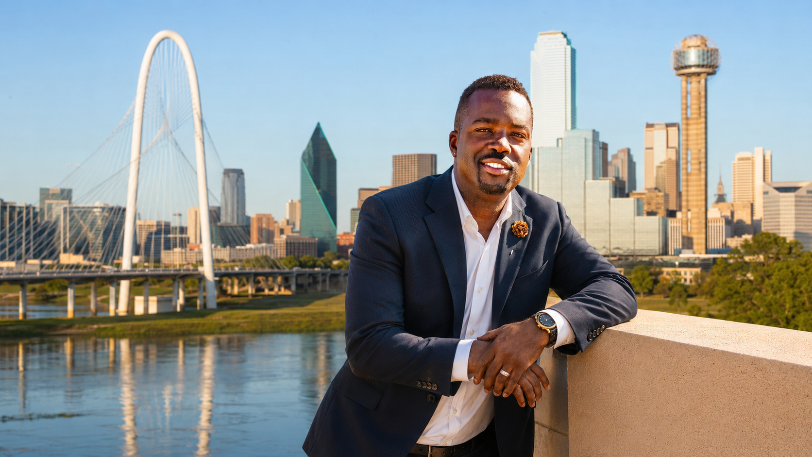 Tommy Wooten on a bridge overlooking the Dallas skyline